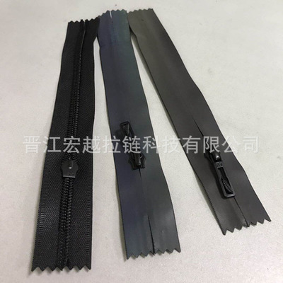 5號與3號尼龍拉鏈 從韓版設(shè)計到防水印花，一站式定制解決方案